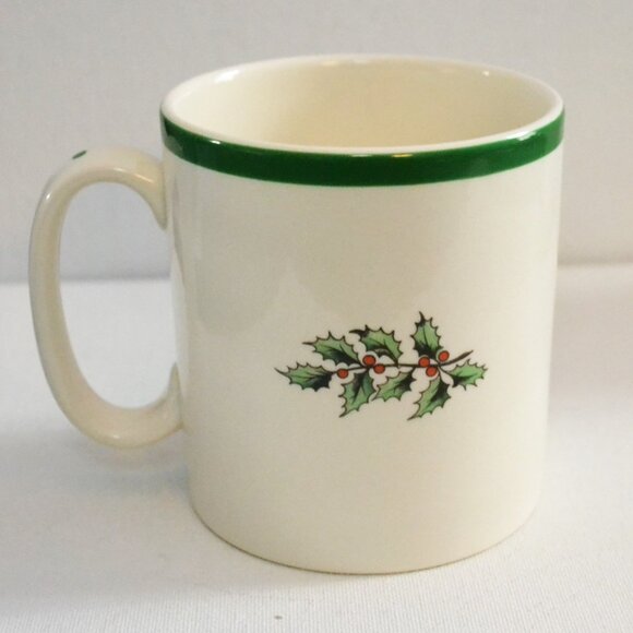 Pair Of Spode Christmas Tree Mugs Made In England Spode Christmas Tree Series - Picture 4 of 7